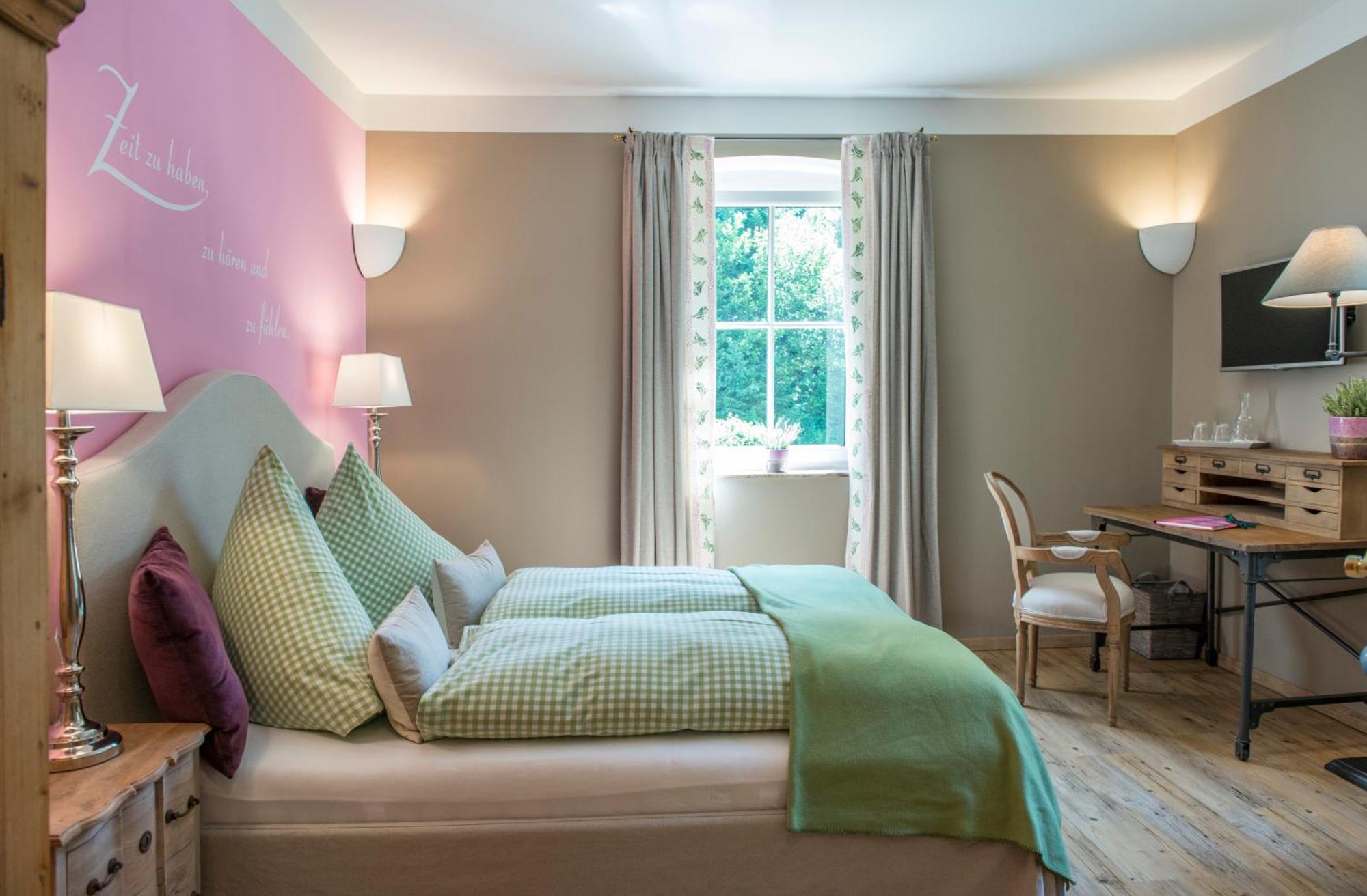 "바트아우시 Waldruhe - Bett, Fruehstueck & Ein Laecheln B&B 외부 사진