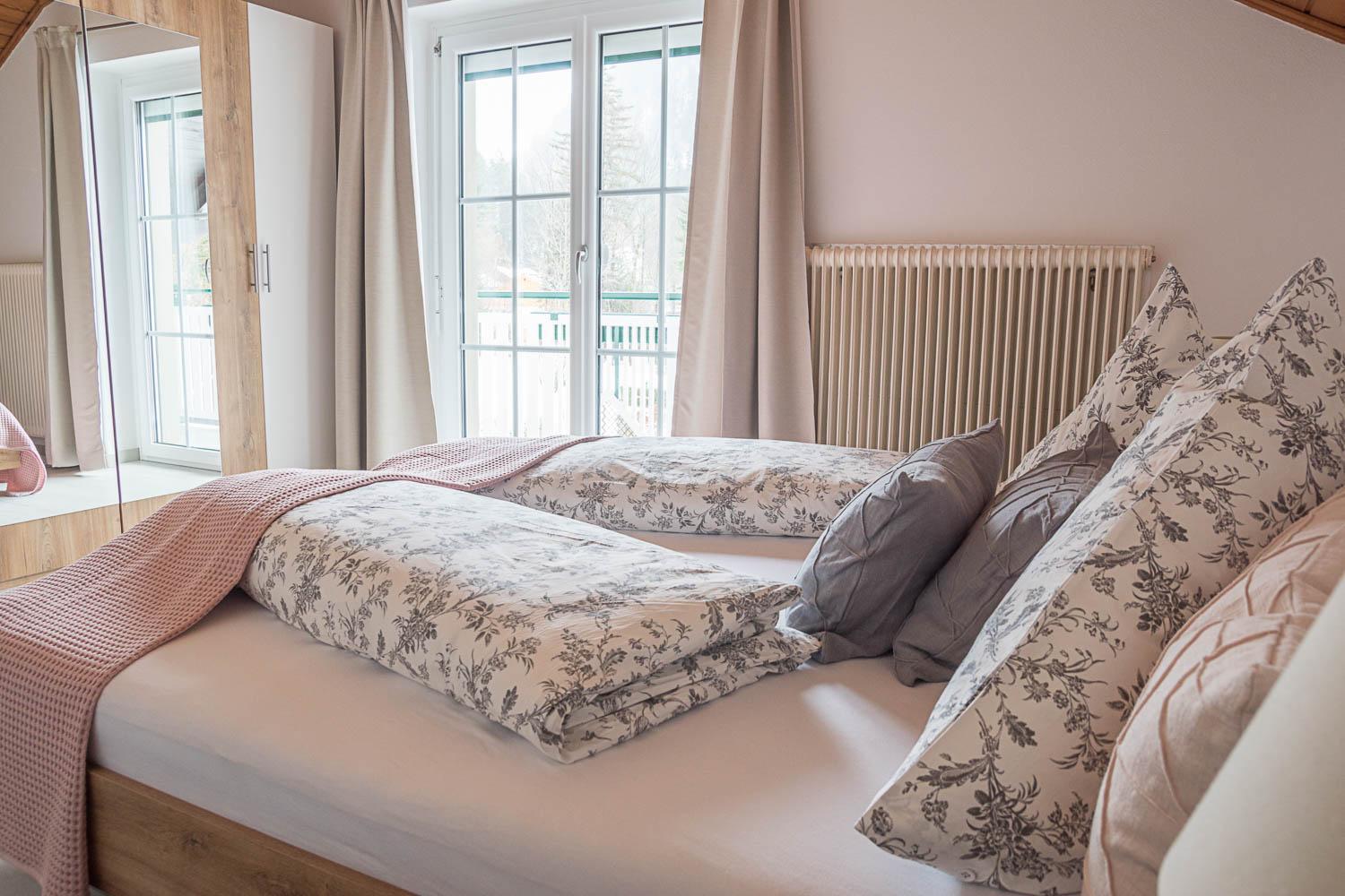 "바트아우시 Waldruhe - Bett, Fruehstueck & Ein Laecheln B&B 외부 사진