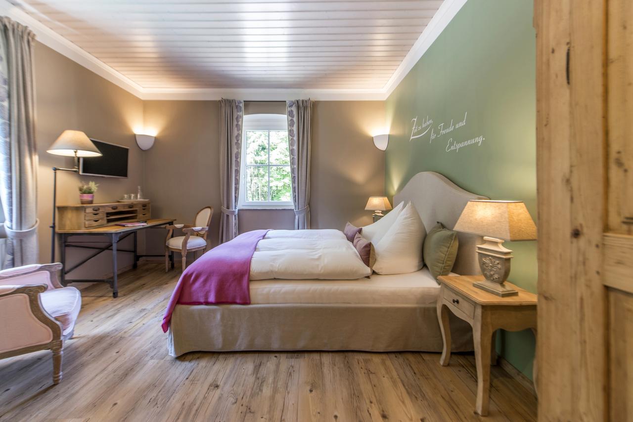 "바트아우시 Waldruhe - Bett, Fruehstueck & Ein Laecheln B&B 외부 사진